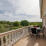 Ljubi Apartamento *